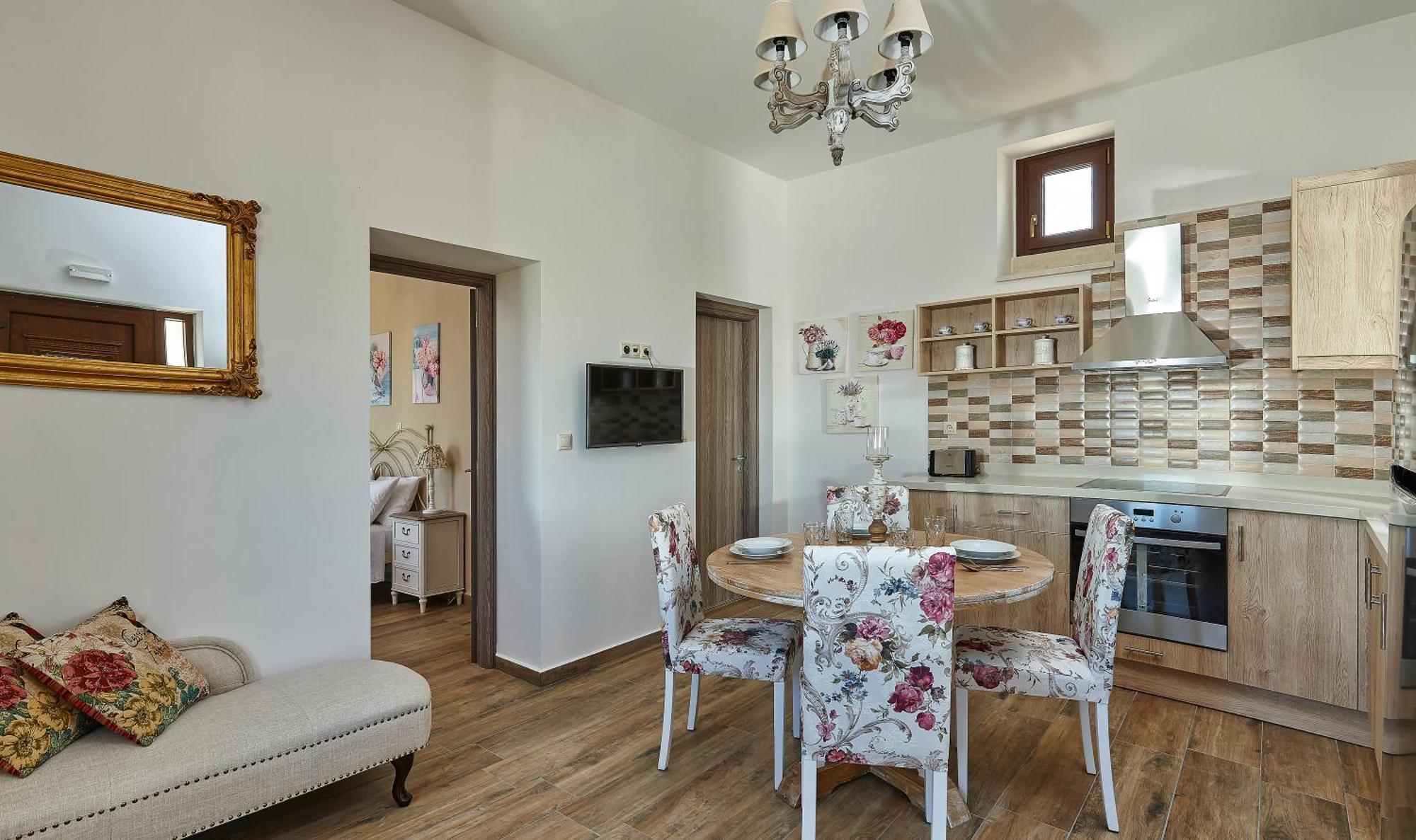 Orelia Cretan Deluxe Apartments Kamilari Ngoại thất bức ảnh