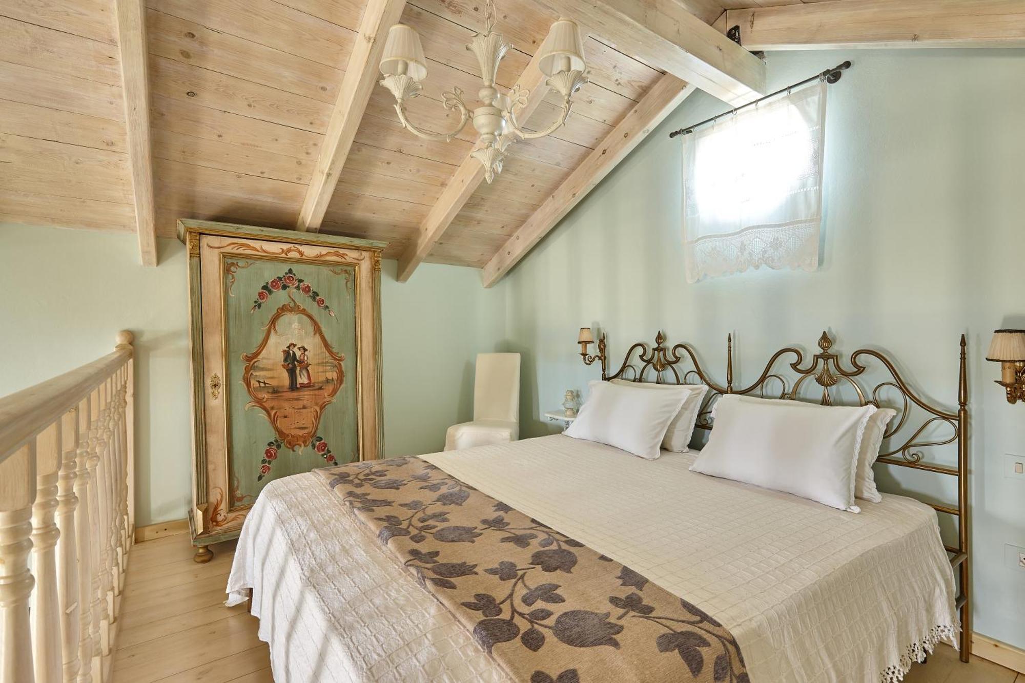 Orelia Cretan Deluxe Apartments Kamilari Ngoại thất bức ảnh